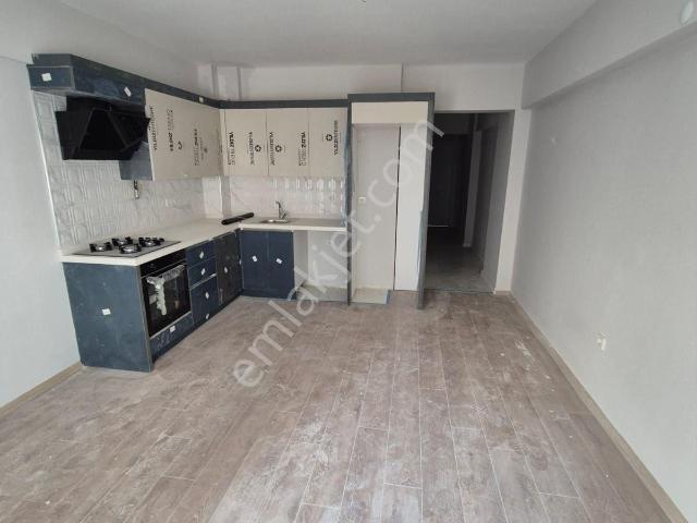 Karşiyaka, İzmir içerisinde satılık mülk