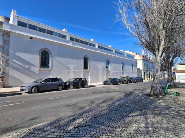 Apartamento venda em Poço do Bispo, Lisboa