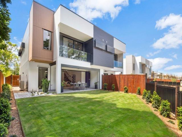 Townhouse for sale in Toombul, Queensland