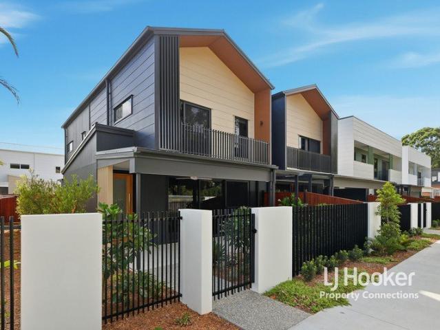 Townhouse for rent in Albany Creek, Greater Brisbane