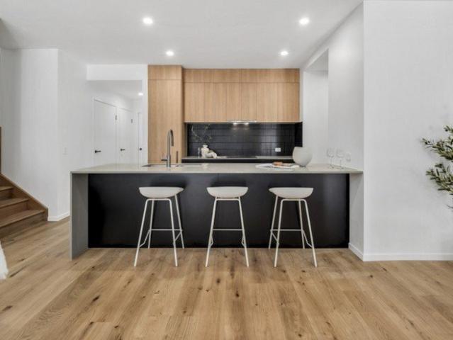 Townhouse for rent in Toombul, Queensland