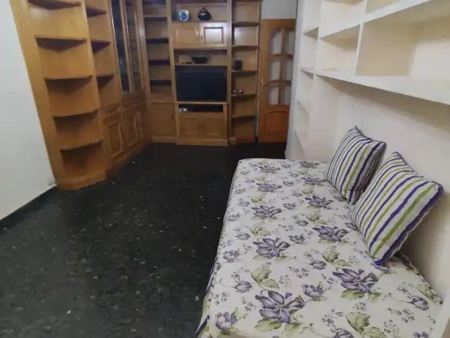 Apartamento en alquiler en Centro, Albacete