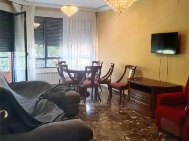 Apartamento en alquiler en Distrito 2, Albacete