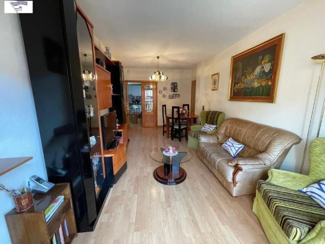 Apartamento en alquiler en Distrito 3, Albacete