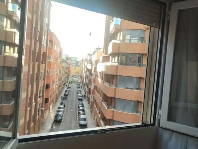 Apartamento en alquiler en Centro, Albacete