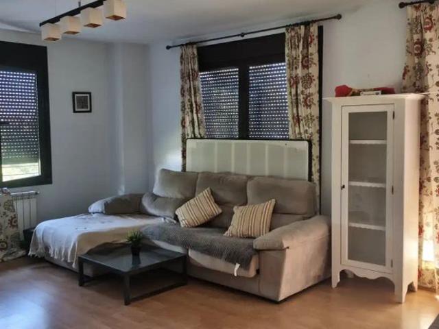 Apartamento en alquiler en Distrito 3, Albacete