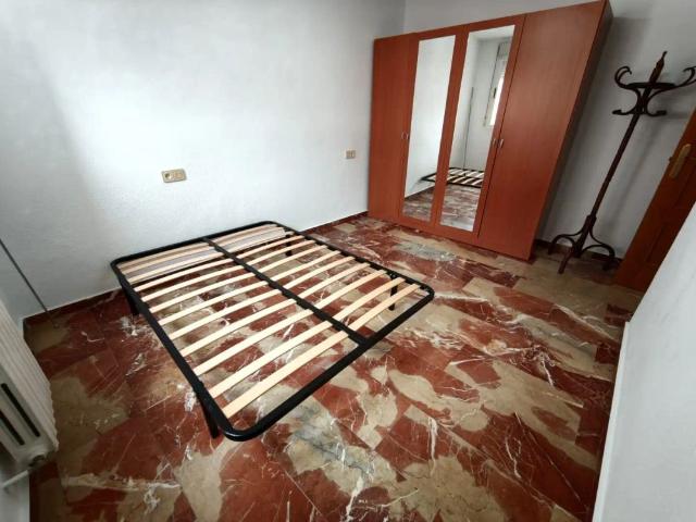Apartamento en alquiler en Centro, Albacete