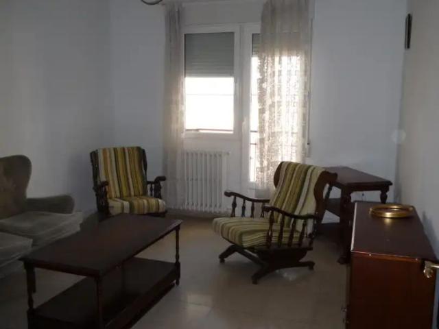 Apartamento en alquiler en Centro, Albacete