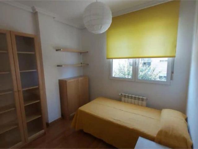Apartamento en alquiler en Distrito 5, Albacete