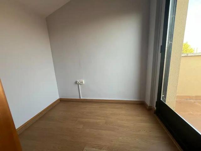 Apartamento en alquiler en Distrito 5, Albacete