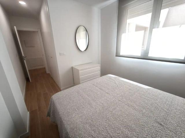 Apartamento en alquiler en Distrito 4, Albacete