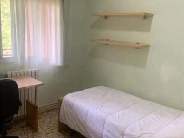 Apartamento en alquiler en Distrito 3, Albacete