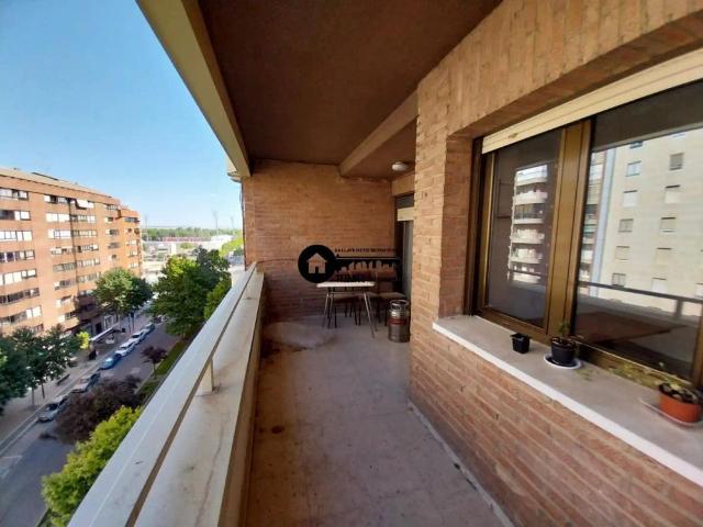 Apartamento en alquiler en Distrito 3, Albacete