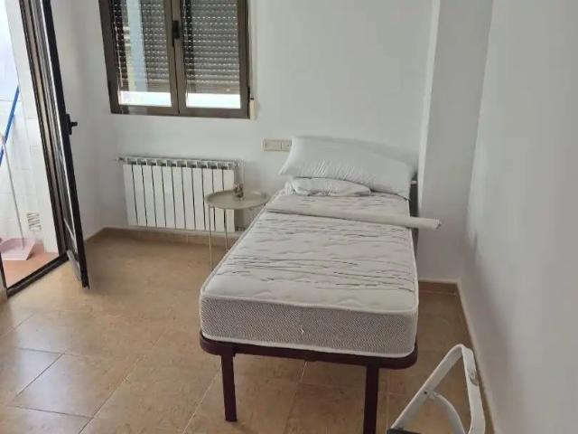 Apartamento en alquiler en Centro, Albacete