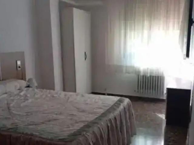 Apartamento en alquiler en Distrito 4, Albacete