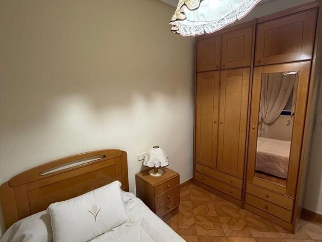 Apartamento en alquiler en Centro, Albacete