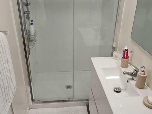 Apartment for rent in Paremoremo, Oroua County
