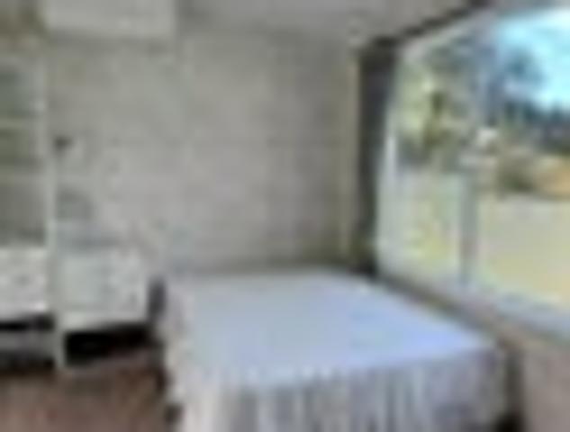 Apartment for rent in Paremoremo, Oroua County