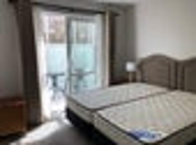 Apartment for rent in Paremoremo, Oroua County