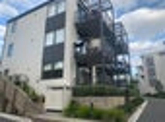 Apartment for rent in Paremoremo