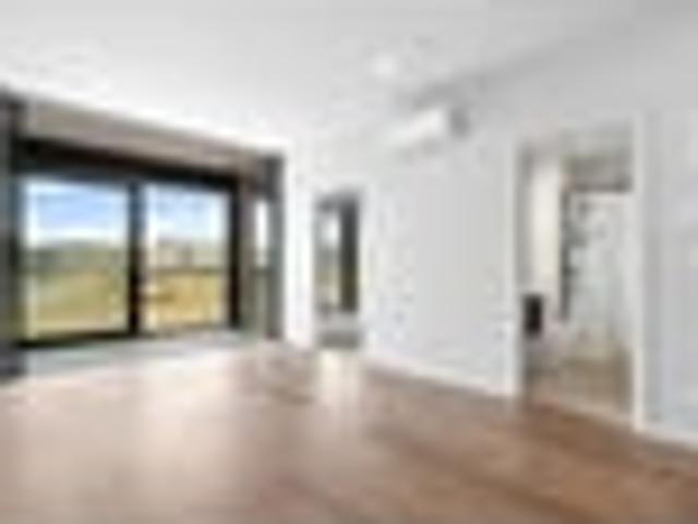 Apartment for rent in Paremoremo, Oroua County
