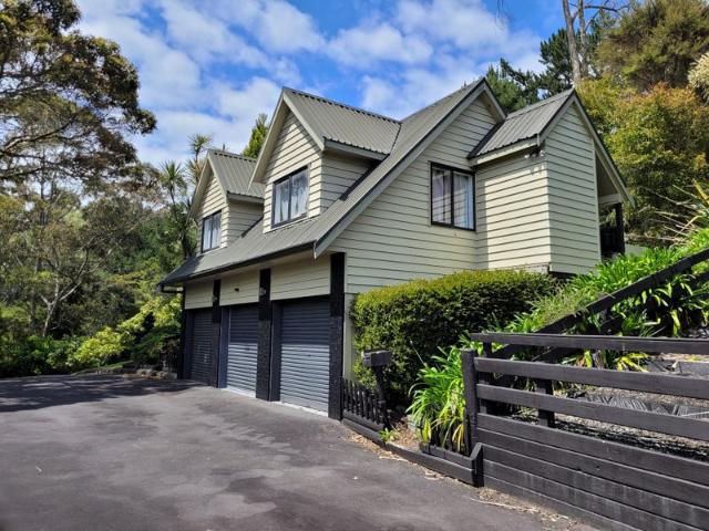 House for rent in Paremoremo