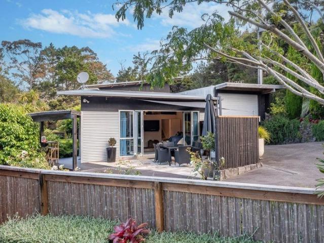 House for rent in Wairau Valley