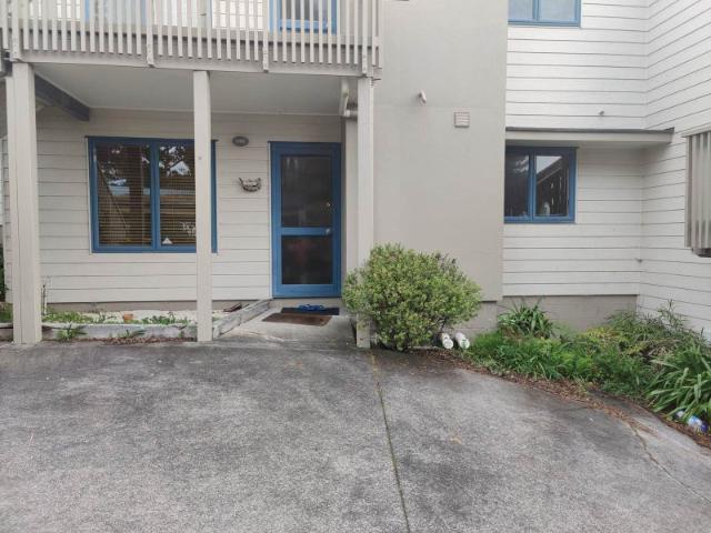 Apartment for rent in Wairau Valley