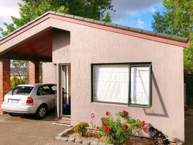 House for rent in Wairau Valley