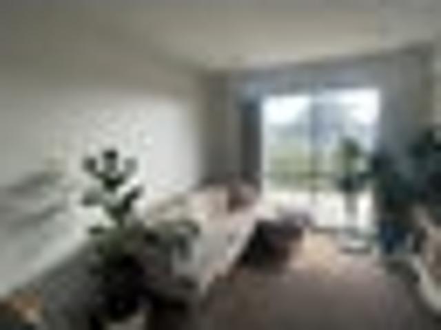 Apartment for rent in Paremoremo, Oroua County