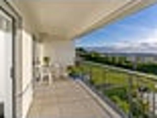 Apartment for rent in Paremoremo, Oroua County