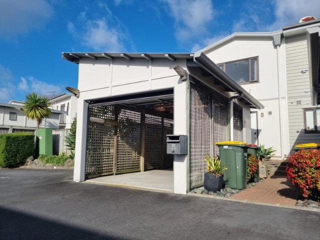 House for rent in Wairau Valley