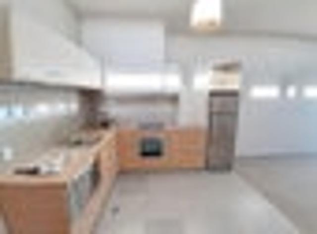 Apartment for rent in Paremoremo, Oroua County