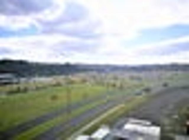Apartment for rent in Paremoremo