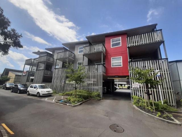 Apartment for rent in Wairau Valley