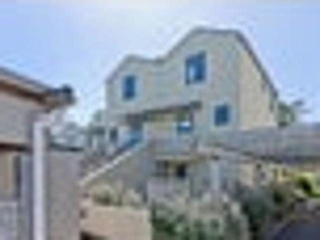 Apartment for rent in Paremoremo