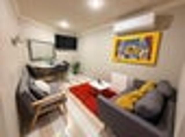 Apartment for rent in Paremoremo, Oroua County