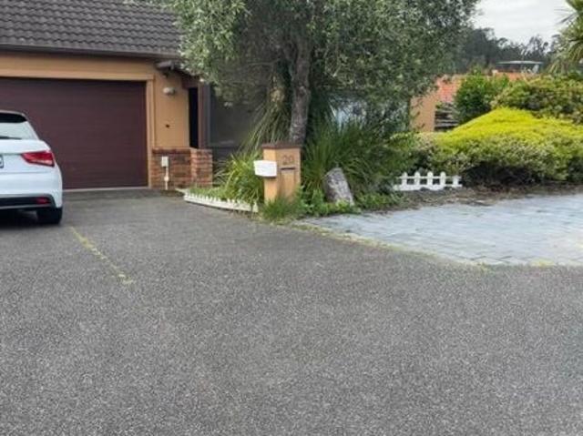 House for rent in Wairau Valley
