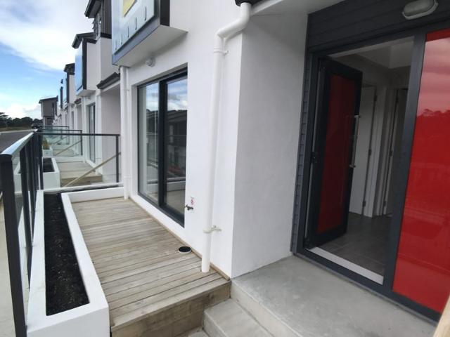 House for rent in Paremoremo, Oroua County