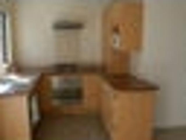 Townhouse for rent in Paremoremo