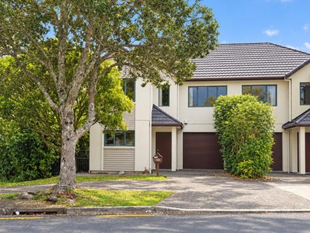 House for rent in Oteha, Upper Harbour