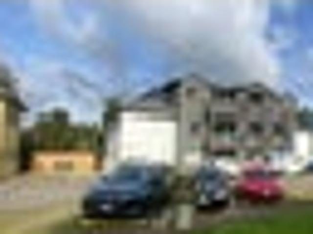 Apartment for rent in Paremoremo, Oroua County