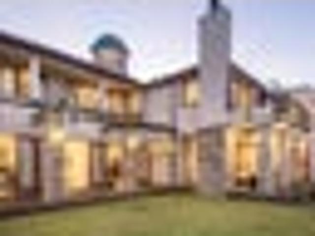House for rent in Paremoremo