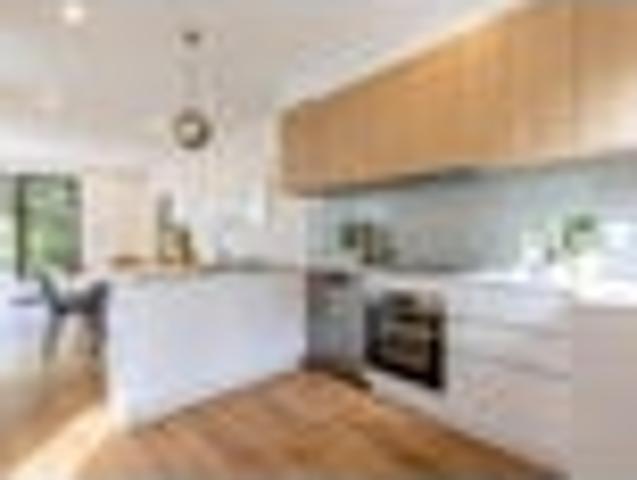 Townhouse for rent in Paremoremo