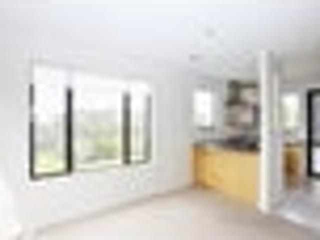 Townhouse for rent in Albany Village, Upper Harbour