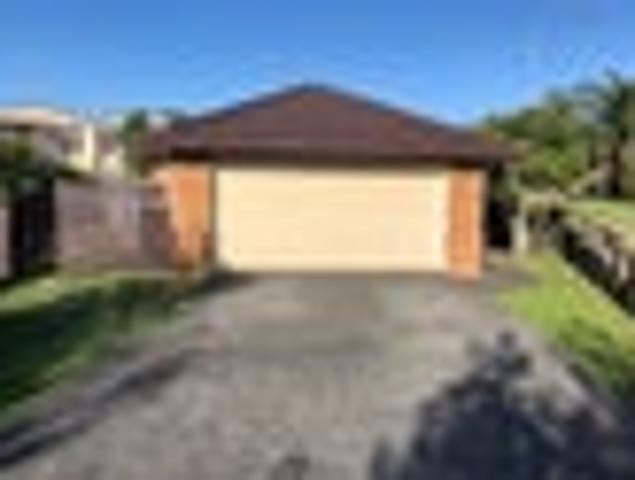 House for rent in Paremoremo