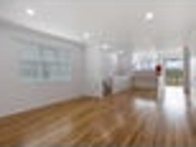 Townhouse for rent in Albany Village, Upper Harbour
