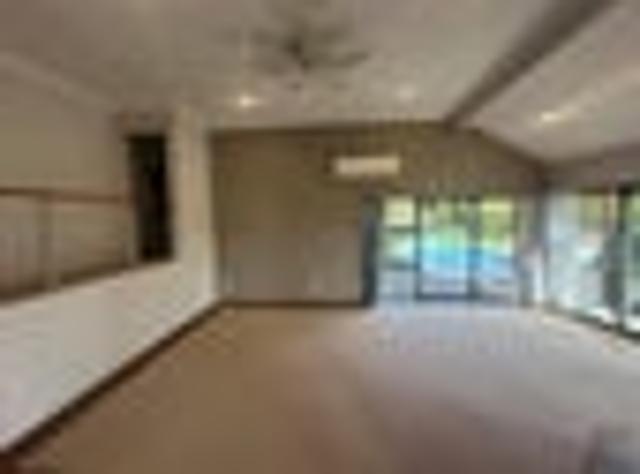 House for rent in Paremoremo, Oroua County