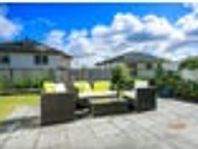 House for rent in Paremoremo, Oroua County