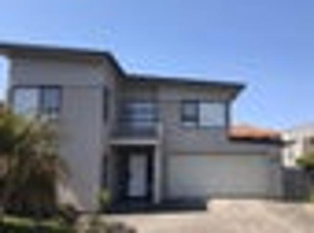 House for rent in Paremoremo